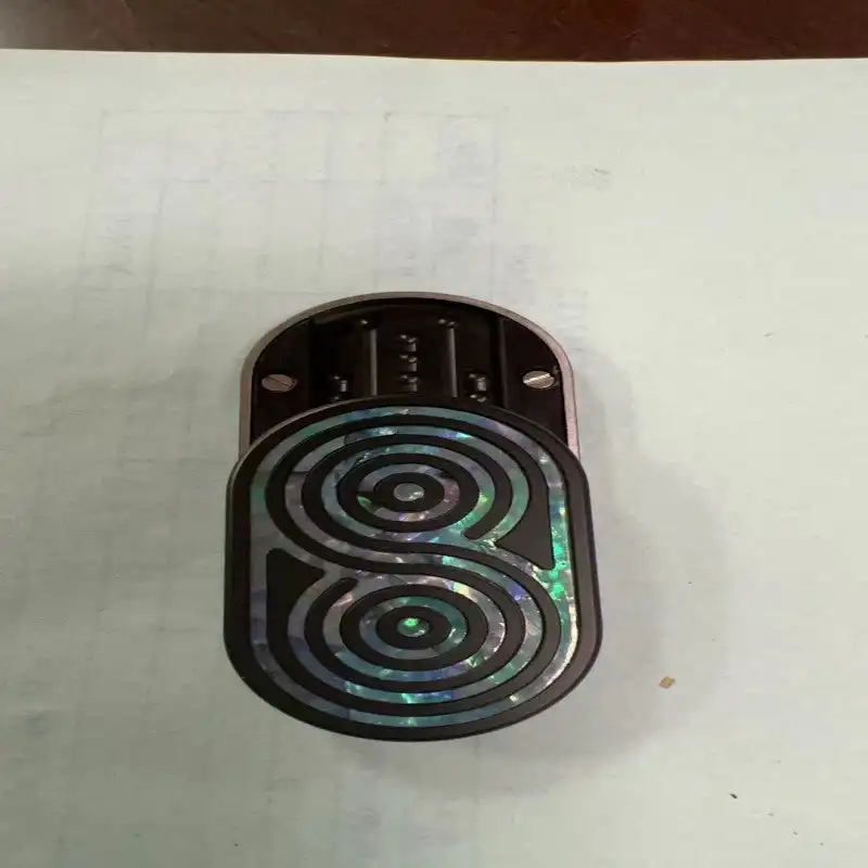 ضوء القمر الأبيض أم اللؤلؤ الإيقاعي Edc بطاقات الدفع الميكانيكية تخفيف التوتر اللعب الدورية بطاقات دفع مستقيمة #6