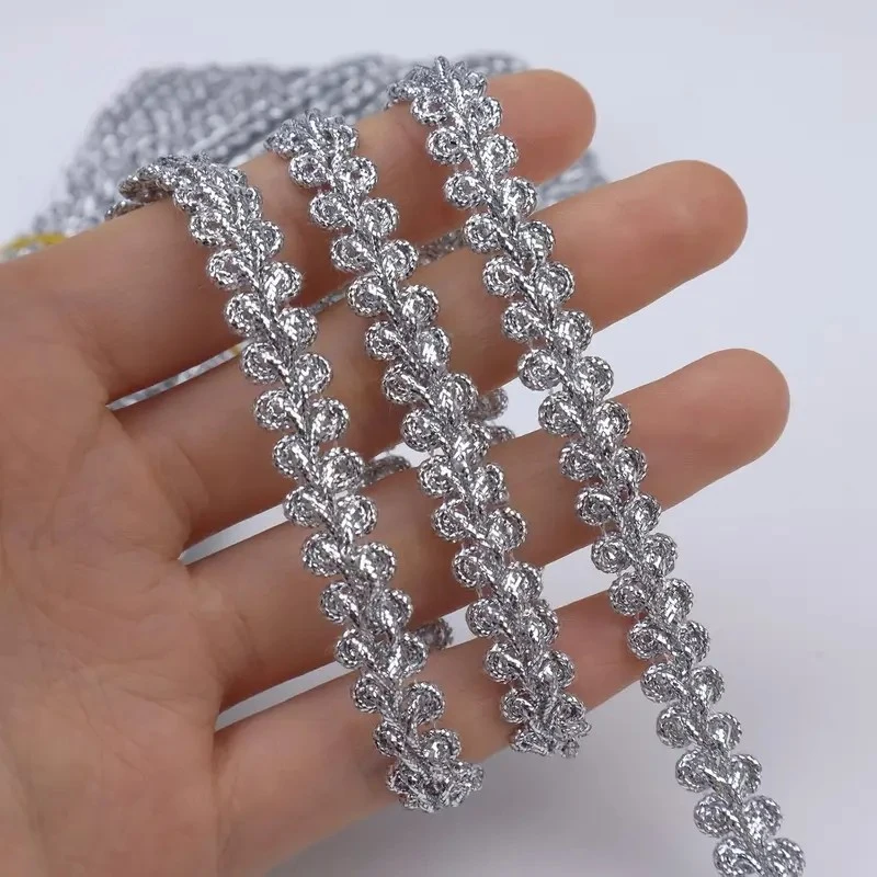 5 Yards Goldfaden-Stickerei-Spitzenstoff mit Wellenmuster für Festtagskleidung, Weihnachtsaccessoires, Näharbeiten und Reparaturen – Detail 5