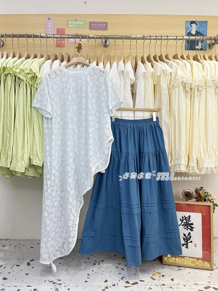 2025 sommer Neue Japanische Mori Unregelmäßigen Saum Spitze Hemd Gestapelt Kurzen ärmeln T-shirts Top Lose Beiläufige Medium Lange T-shirt kleid