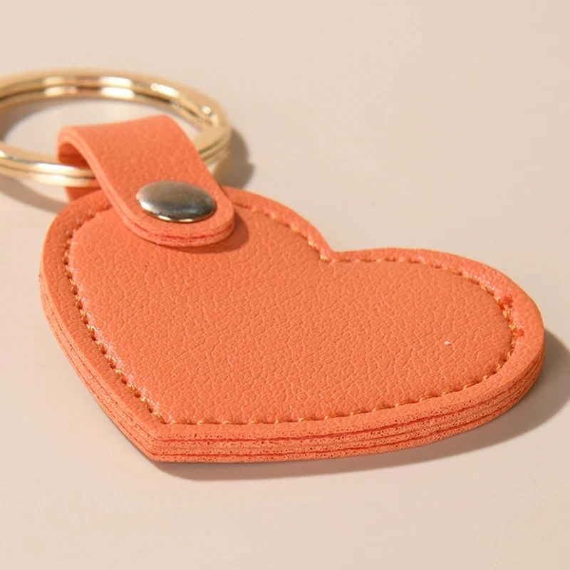 Leather Heart Key Chain Fashion Leather Heart Shape Keychain Women Car Key Holder Home Key Ring Charm Bag Car Pendant Gift