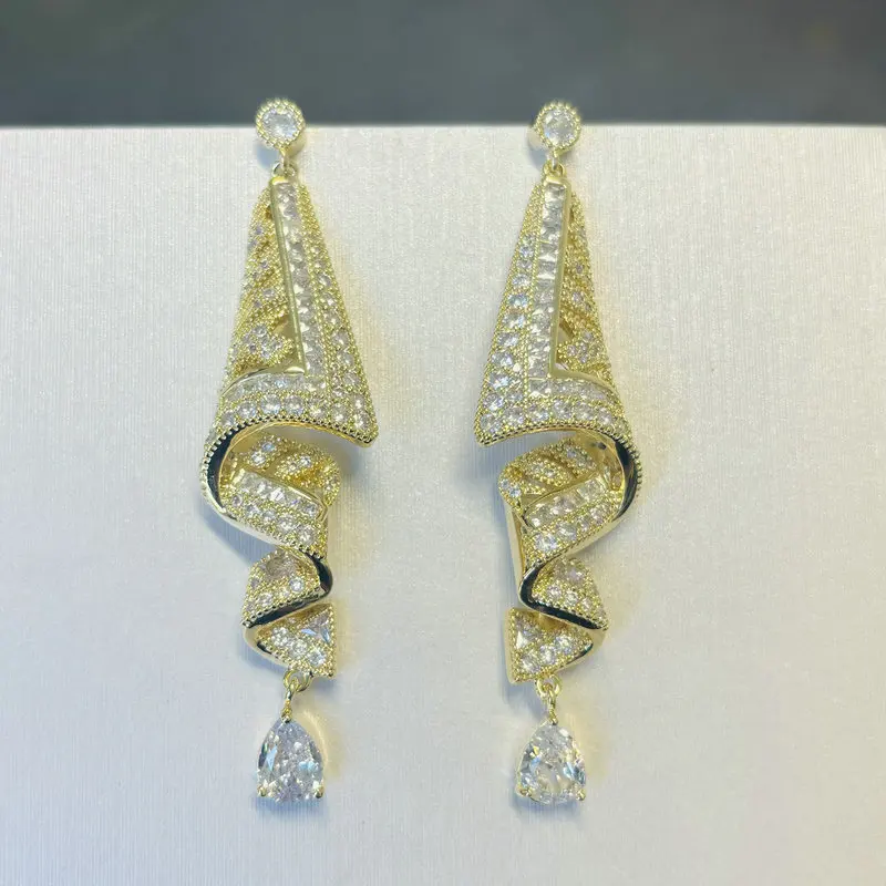 Bilincolor Fashion Green Cubic Zirconia Sprial Earring for Women