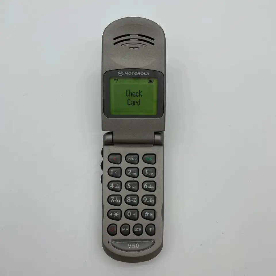 Refurbished Motorola V50 Original V50 Detachable Battery 600mAh 2G Cell Phone Wholesale Free shipping Only Support English - 4