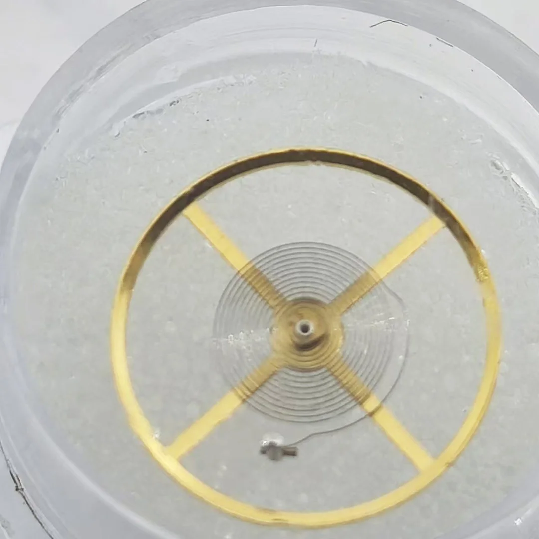 Watch movement accessories suitable for 7120 movement high axis balance wheel full swing with hairspring high foot full swing