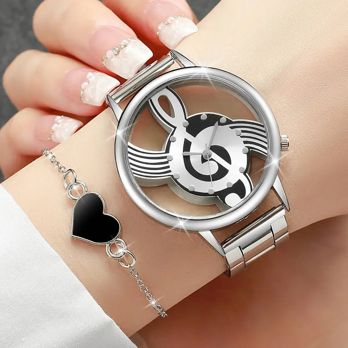 Fashion Hollow-out Dial Women Watches Silver Alloy Band Quartz Watch Heart Bracelets Set Reloj Mujer（Without Box）