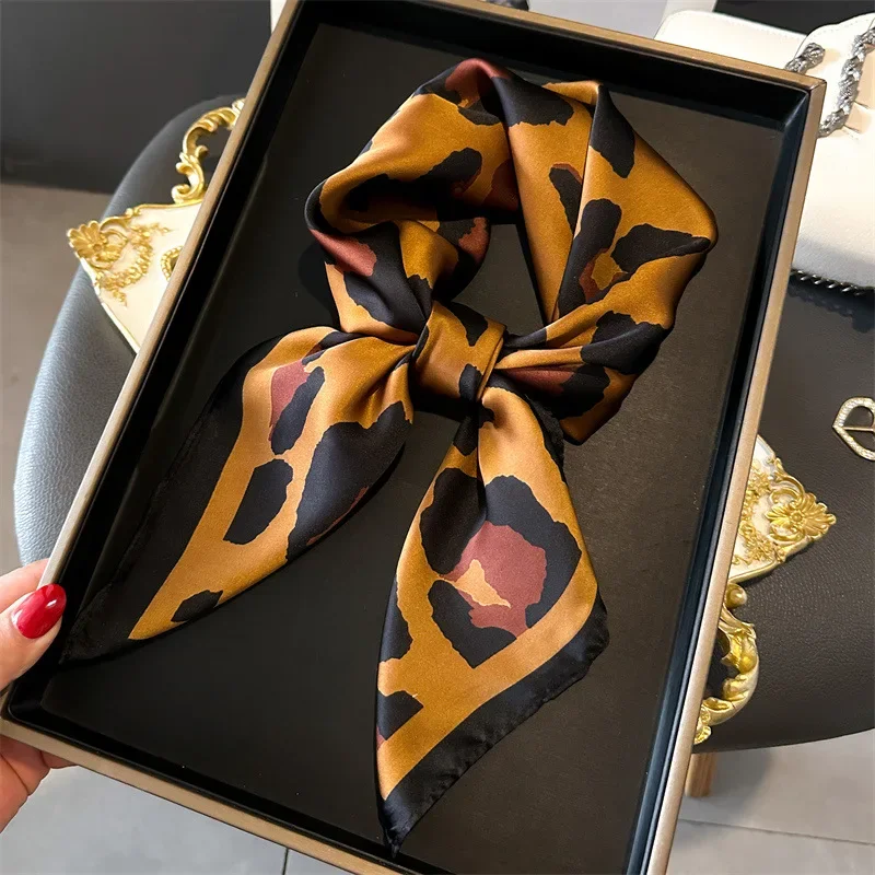 New Satin Shawl Design Leopard Print Silk Square Women Neck Scarves Wrap Headkerchief Beach Hair Band for Women Bandana Foulard