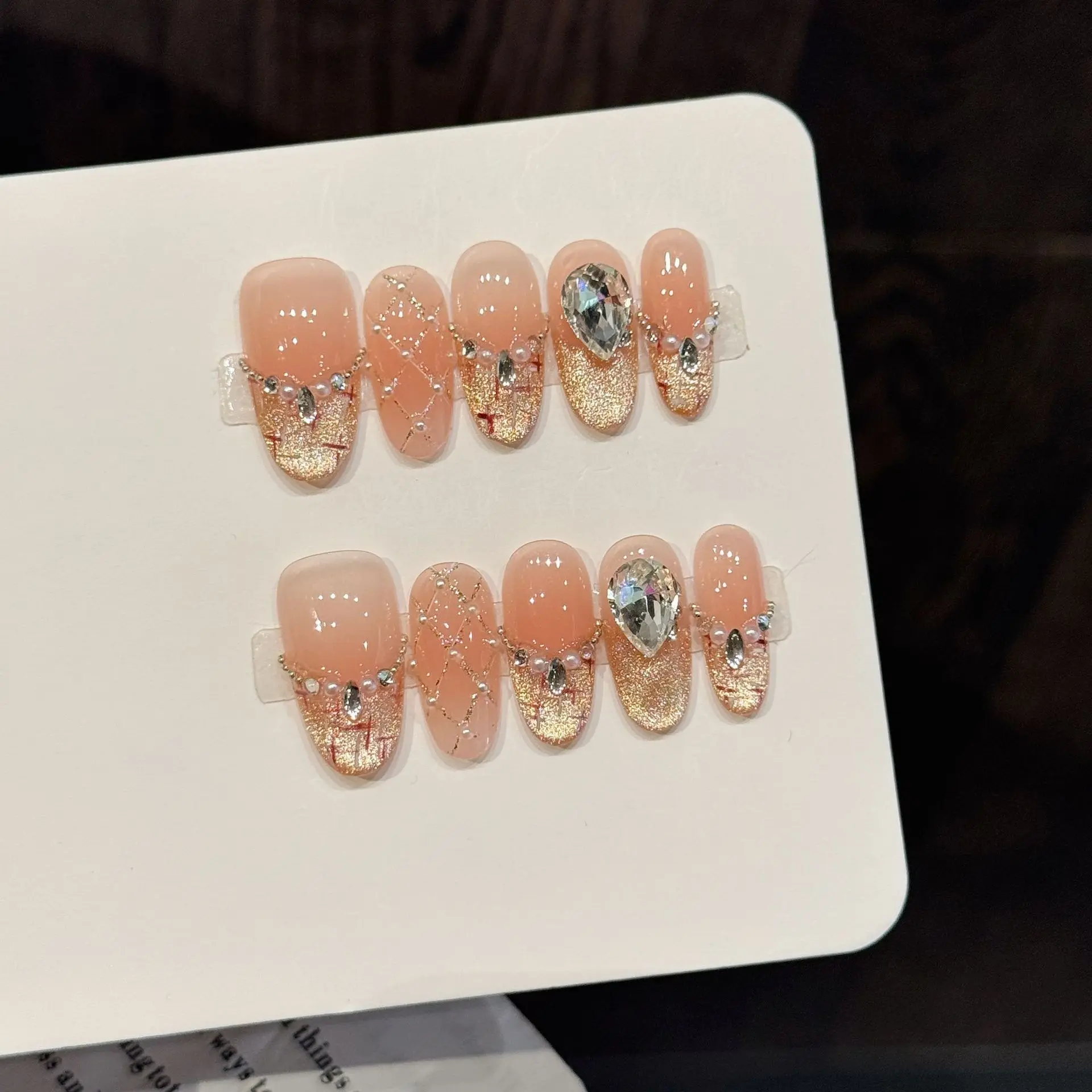 

10pcs Handmade Fake Nails Short Oval Bare powder gradient Press On Nails False Nails French Gold-plated broken diamond design