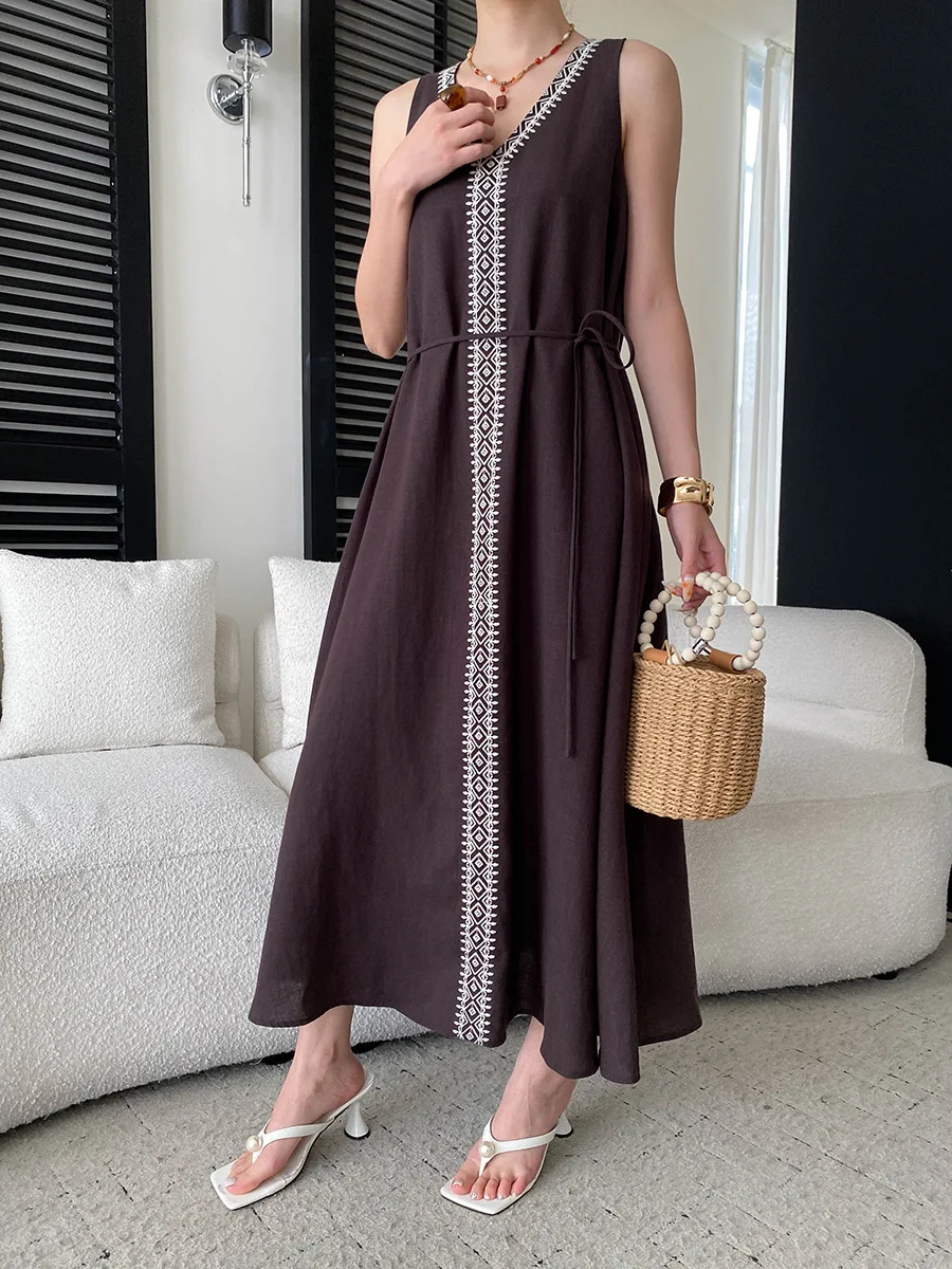Frühlings- und Sommerkleid für Damen, lässig, einfarbig, V-Ausschnitt, Bohemian-Stil, bestickter Bund, ärmellos – Detail 16