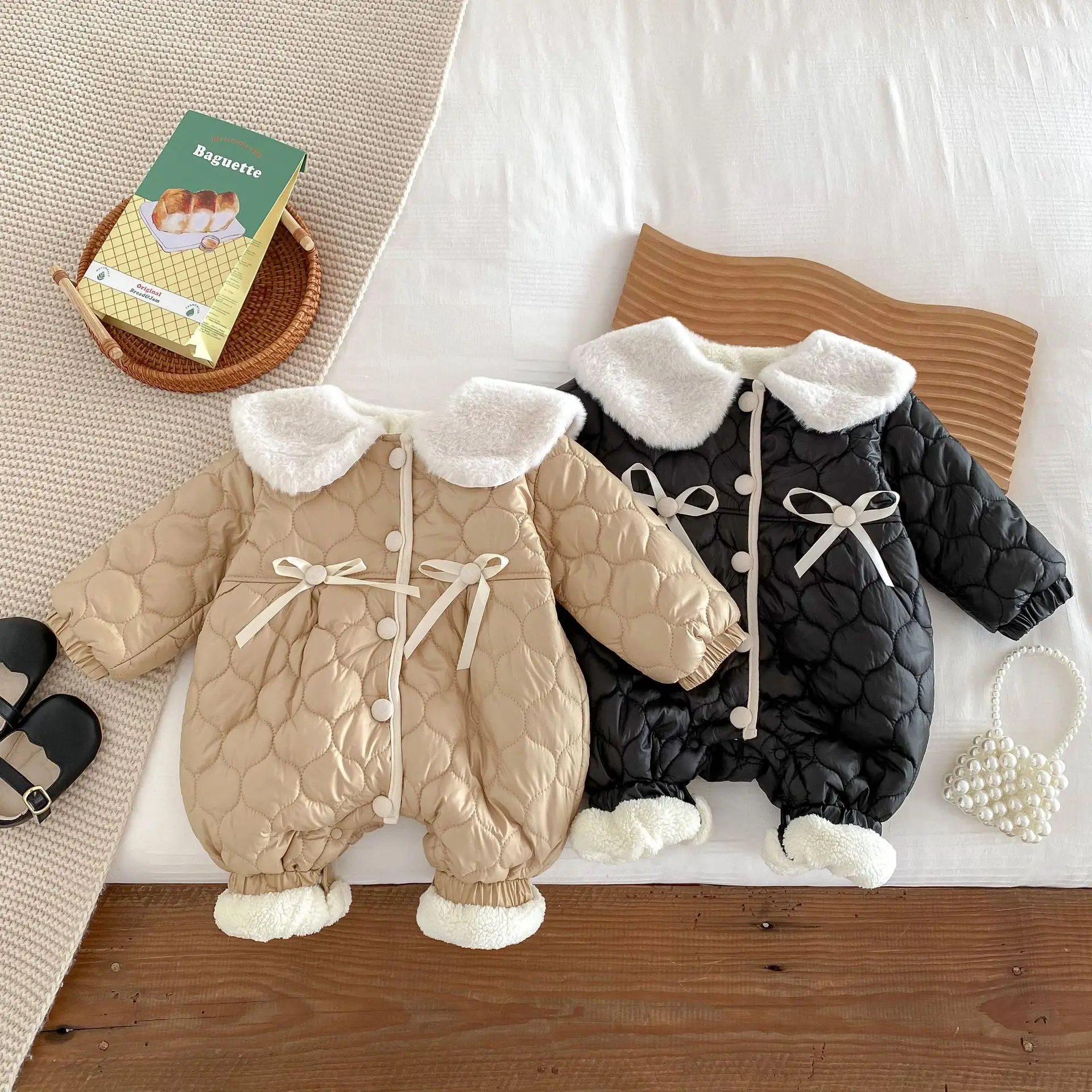 Newborn Baby Girl Jumpsuit Cotton Padded Winter Fleece Warm Bowknot Infant Toddler Romper Thick Onepiece Outwear Kid Suit 3M-18M