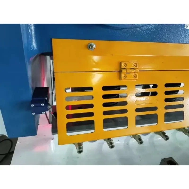 【Seller's Recommendation】SANXIN Hydraulic New Shearing Machine 2500mm MS Iron Sheet Plate Automatic Guillotine Shear Cutting