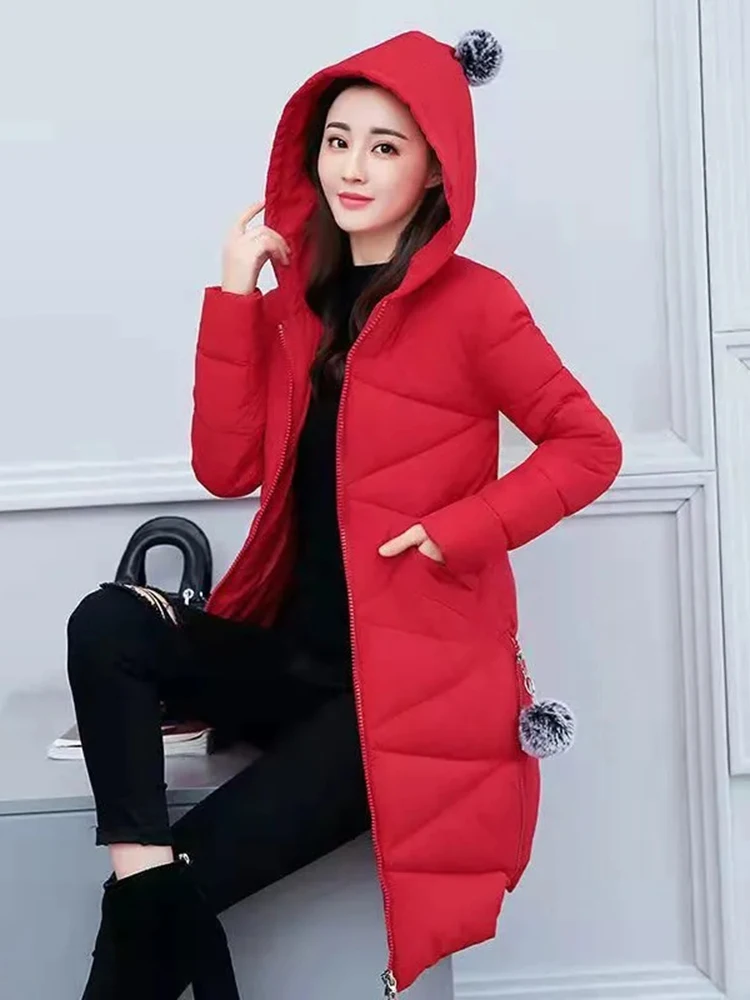 Parka larga con capucha delgada coreana para mujer, diseño de bola peluda, Chaqueta gruesa y cálida, elegante y elegante, Chaqueta fría sólida