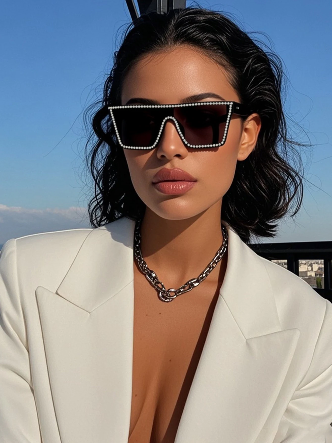 1Pc Oversized Square Frame Rhinestone Decorated Glasses - Pc Frame and Pc Lenses Fashion Street Style Party Glasses