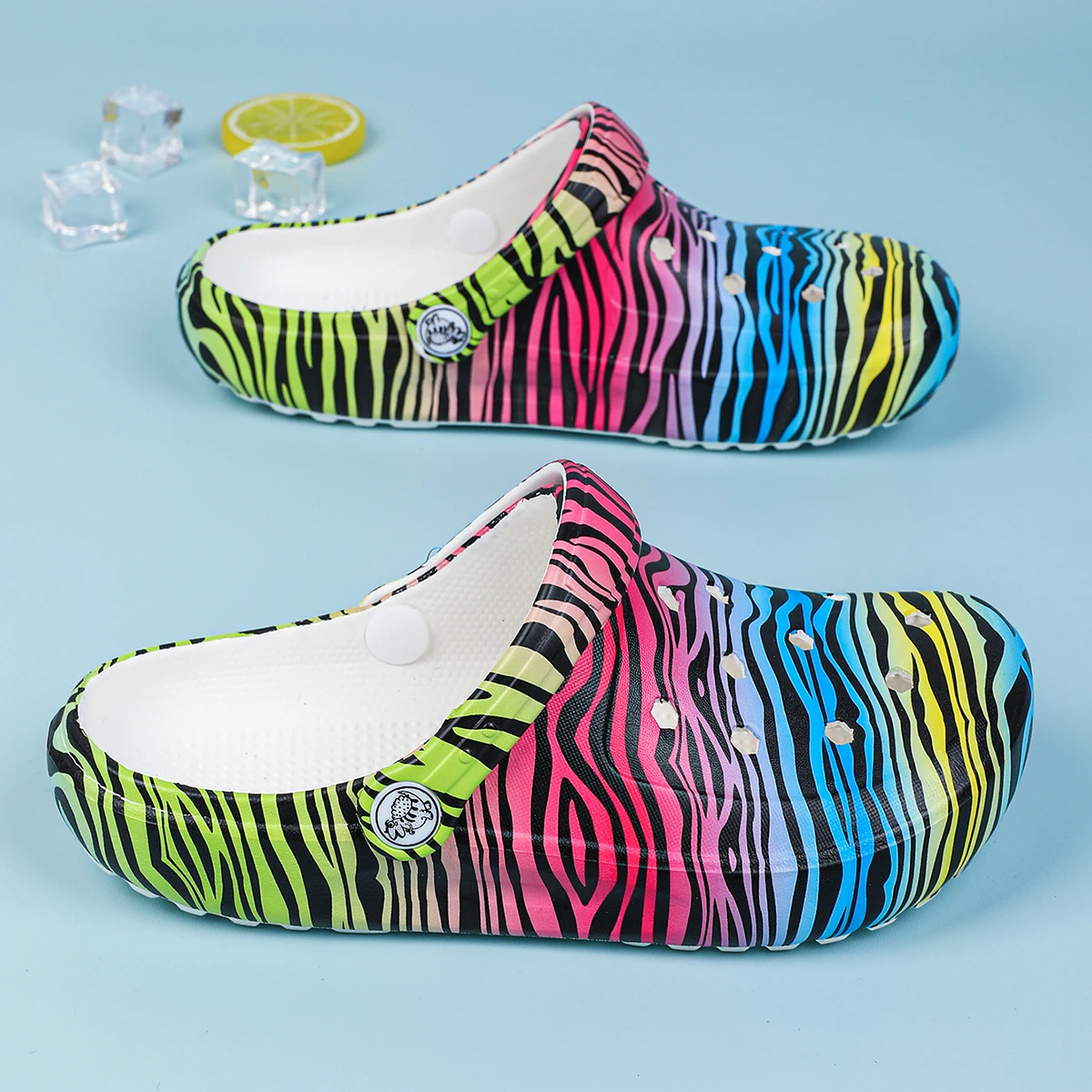 Garden Clogs Slip On Lightweight Two-way Wear Garden Clogs, Comfortable Women's Tie-dye Pattern Clogs, Non-slip  Beach Slides