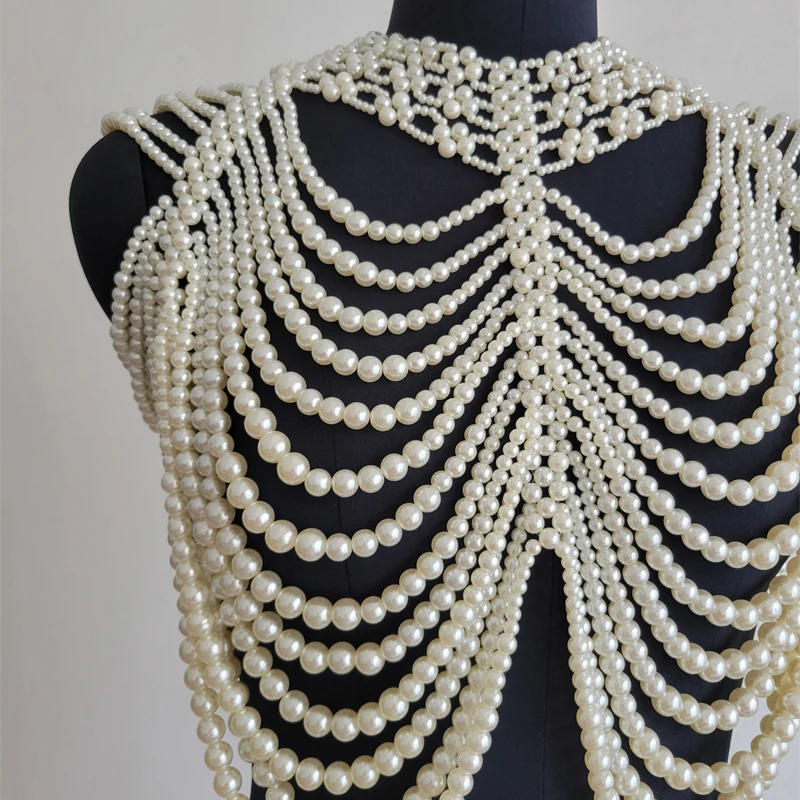 Damen Mehrschichtige Perlen-Körperkette Schal-Top Sexy Perlenbesetztes Neckholder-Oberteil Rückenfreies Nachtclub-Party-Strand-Crop-Top Schmuck-Accessoire – Detail 3