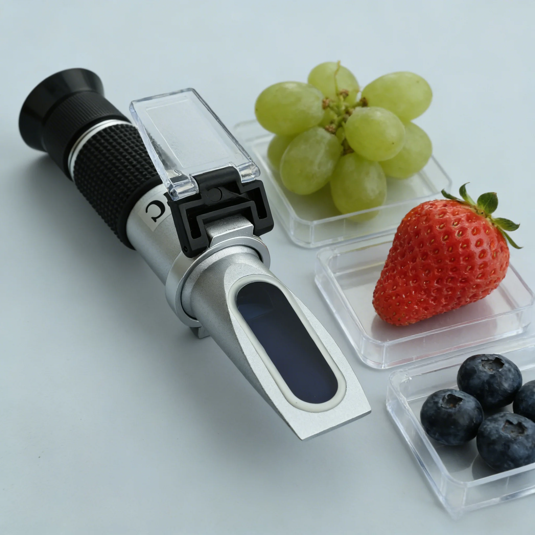 Digital Refractometer 0-40% Brix 0-25% Alcohol ATC Handheld Sugar Alcohol Tester for Wine Beer Juice