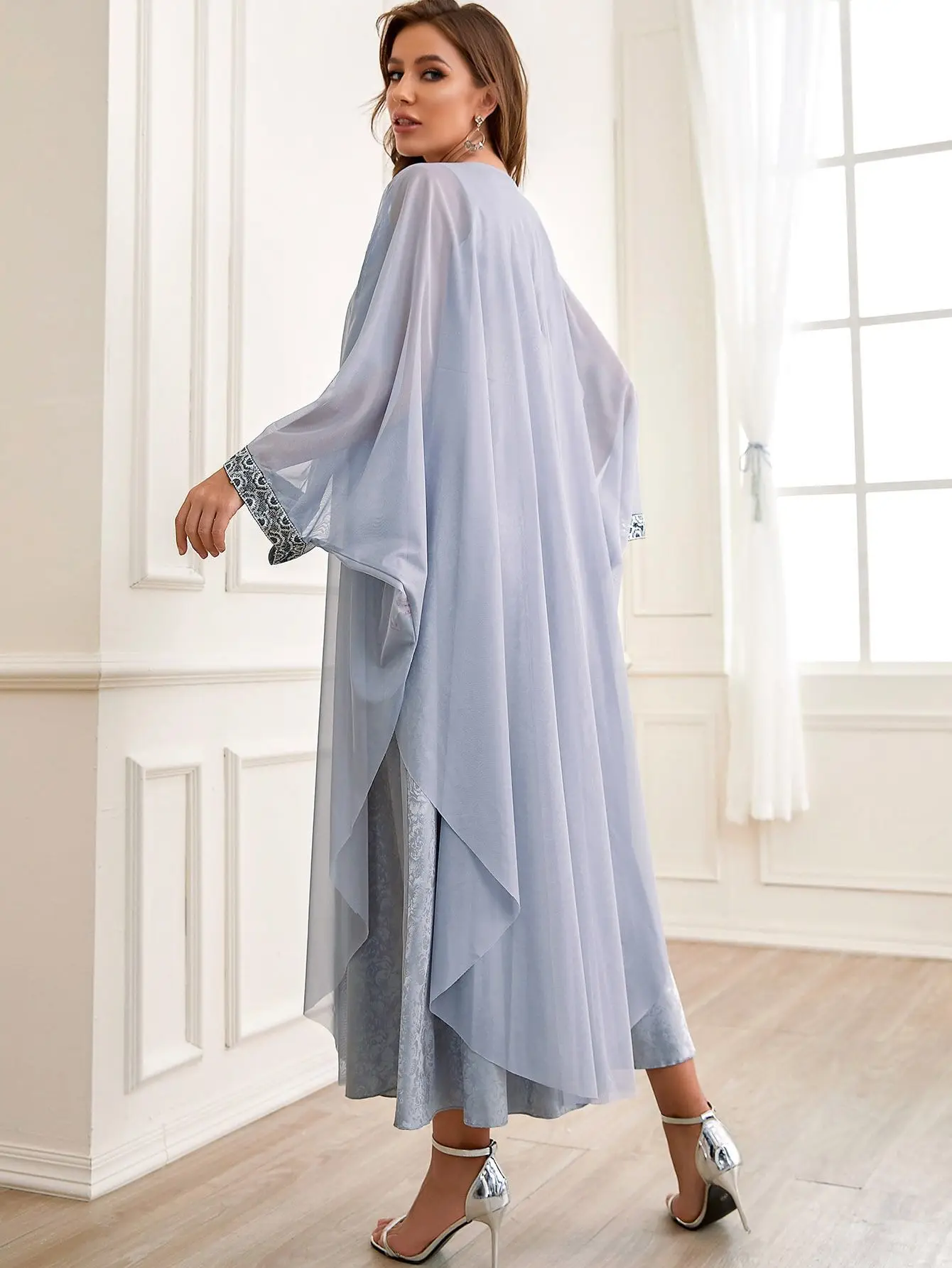 Nova chegada oem vestidos modestos o-pescoço manga longa mulheres muçulmanas terno bordado dubai abaya vestido de oração muçulmano 2 peça conjunto