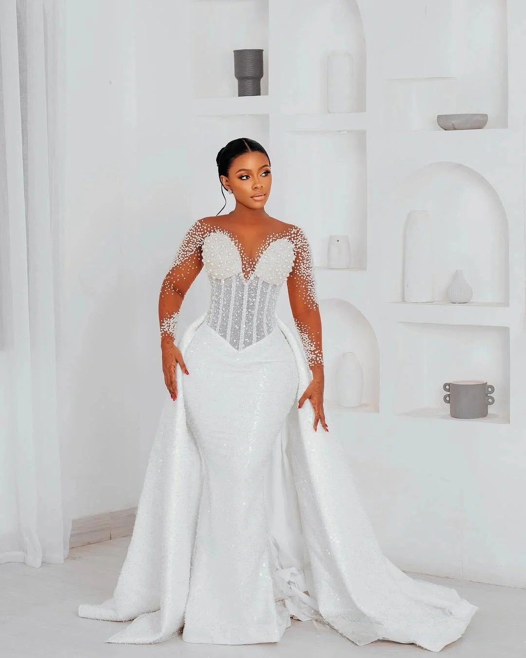 Customized Sheer Neck Shinny Pearls Beads   Mermaid Wedding Dress with Detachable Train Robe De Mariée Long Sleeve Bridal Gown