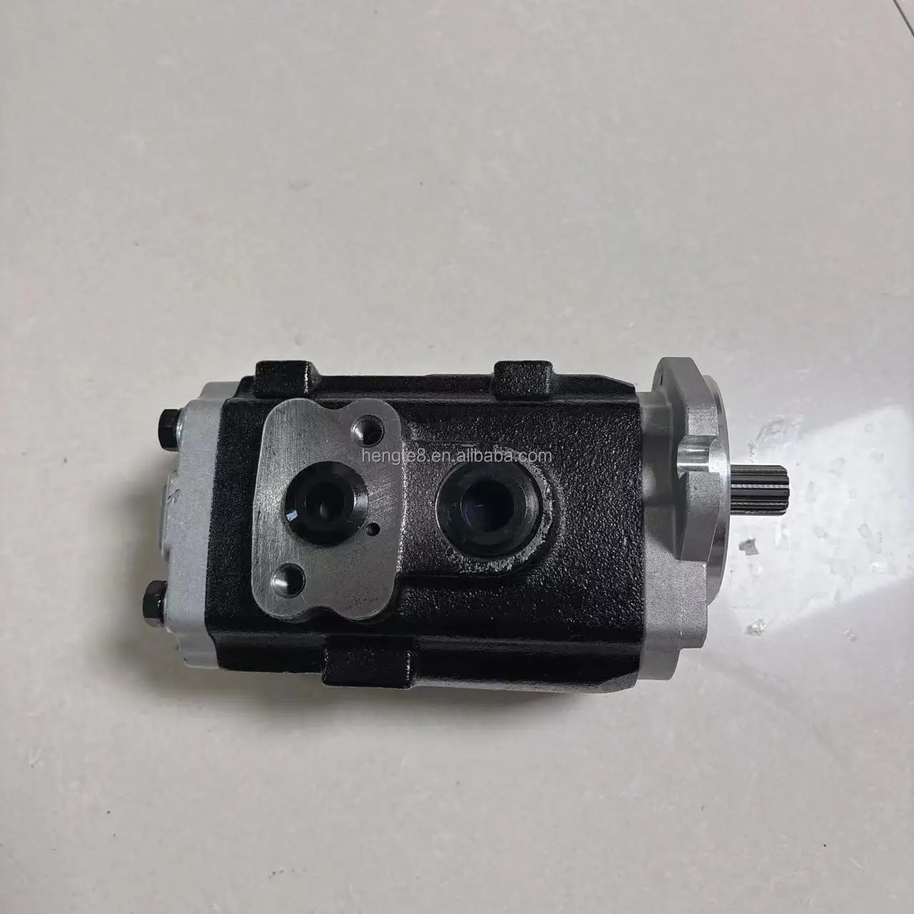 Komatsu Forklift Gear Pump  KYB Gear Pump HENGTE KFZ4-27-15AHN KFZ4-25-15CHN KFZ4-27-15CHN KFZ4-25-15AH for Komatsu FD25T-16