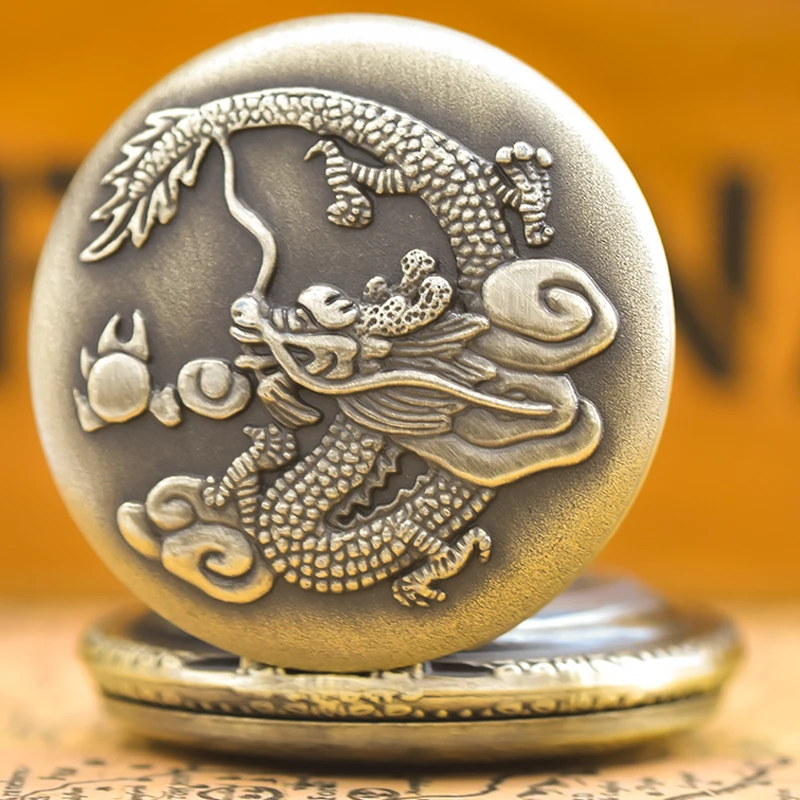 ヴィンテージブロンズクラムシェルクォーツ懐中時計、中国のドラゴン、彫刻ネックレス、男性と女性の学生のための一般的なギフト