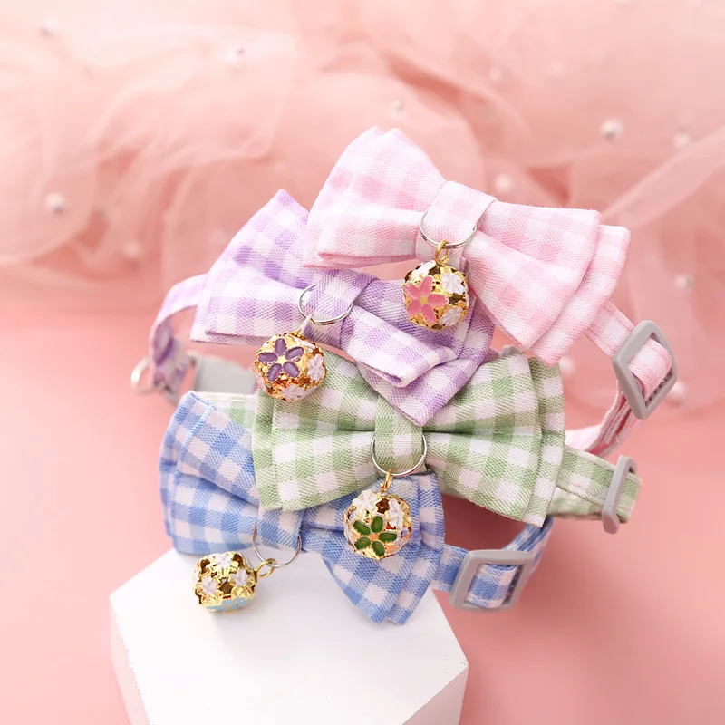 19-30cm Adjustable Pet Breakaway Cat Collar Bow Tie Cute Plaid Christmas Flower Elastic Adjustable Dog Collar with Sash for Cats