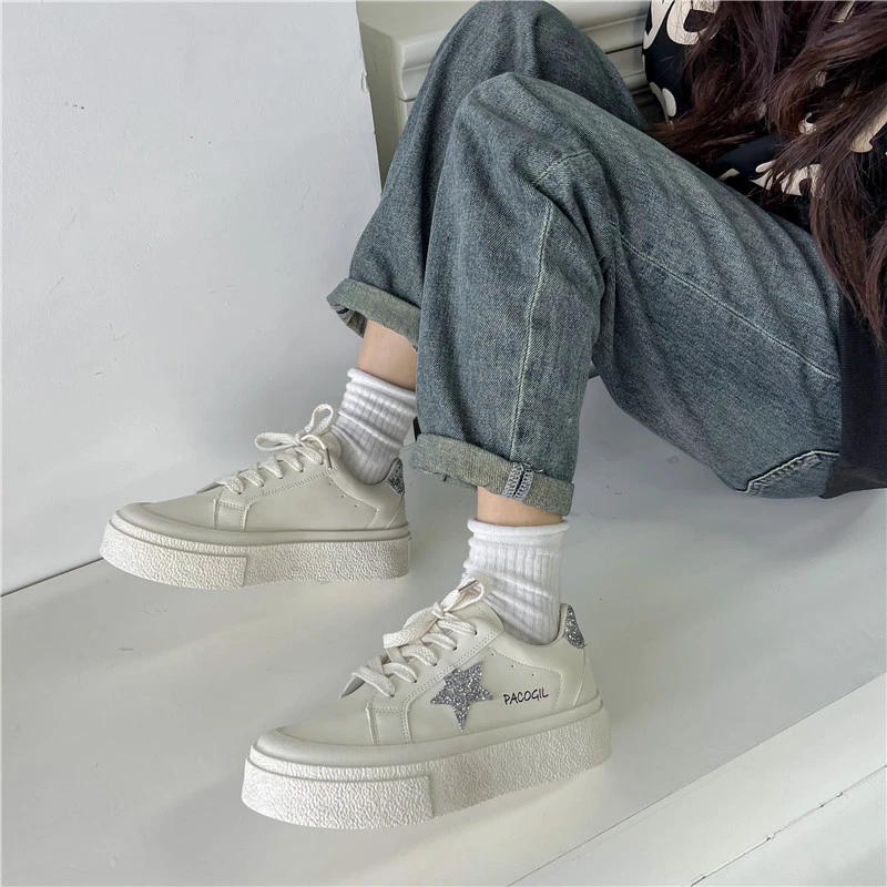 

2023 New Students' Autumn Leather Casual Sneakers 3CM Thick Sole Height Increased Girls Canvas Shoes Women Casual Sports Shoes