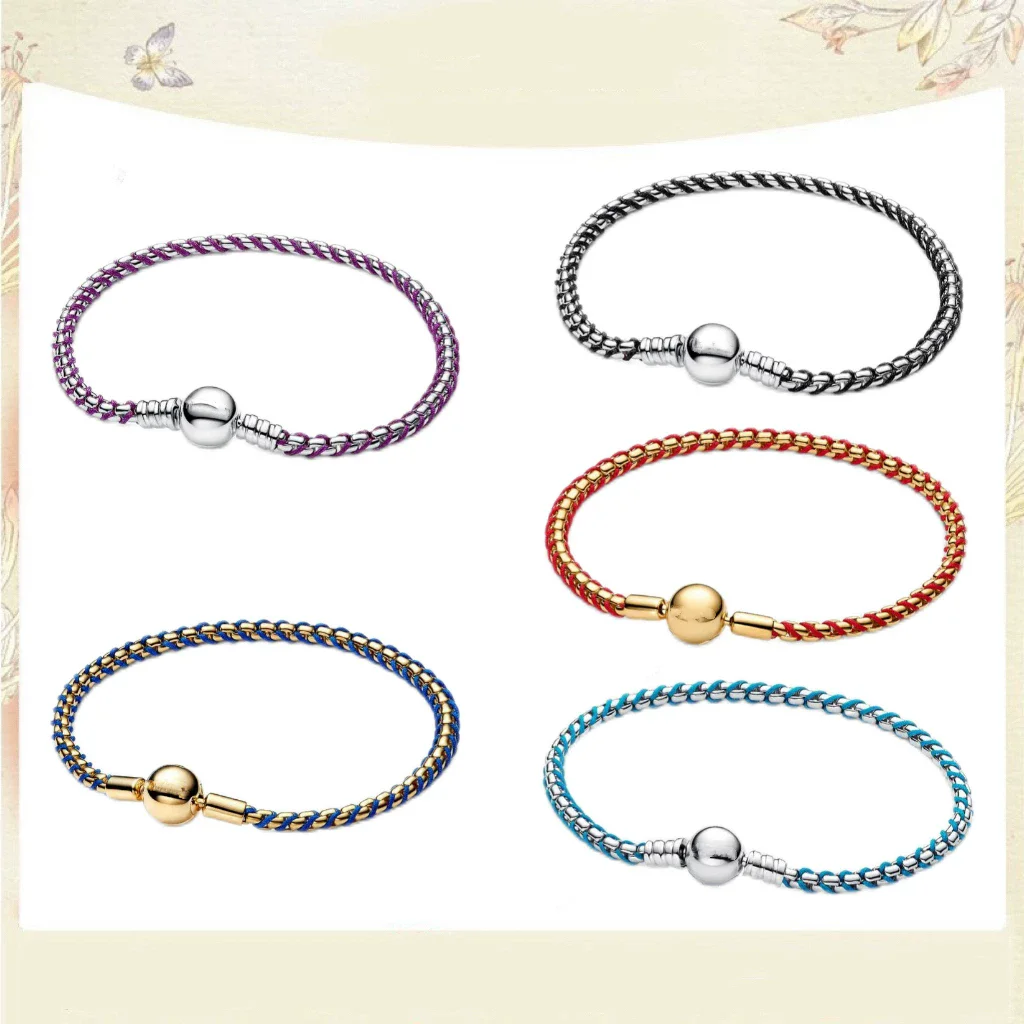 

La popular pulsera de plata 925 presenta un diseño de dos tonos y cuerdas cubanas tejidas, lo que la hace moderna y versátil.