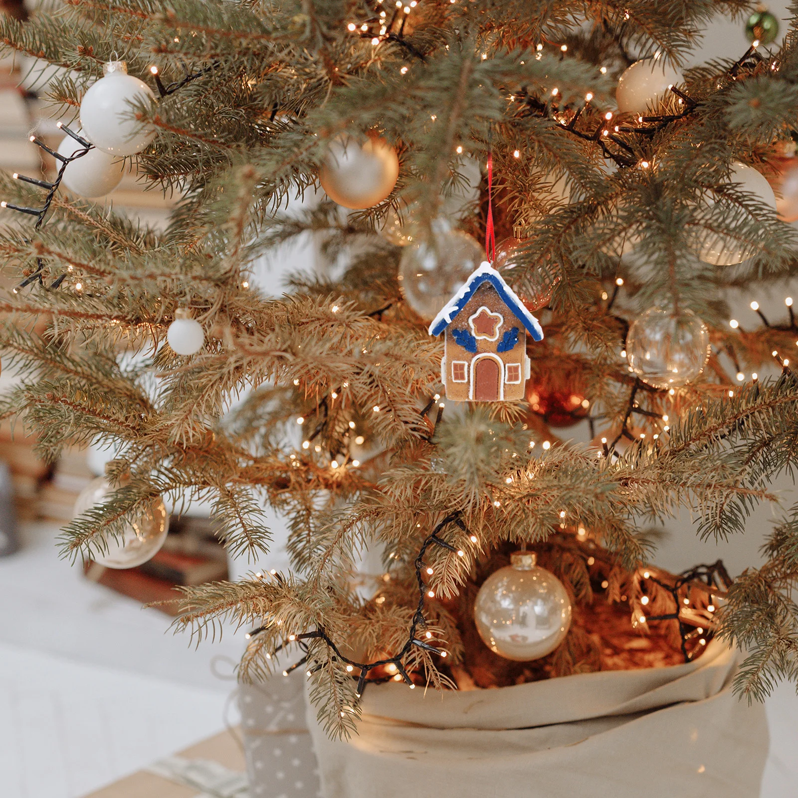 

Christmas Pendant Cute Clay Hanging Ornament for Xmas Tree Decorative Holiday Centerpiece Indoor Party Decoration