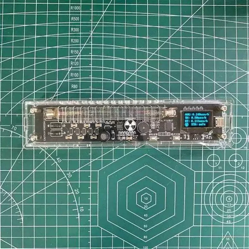 Nuclear Radiation Detector Geiger Counter, Personal Dosimeter 0.01µSv/h-1000mSv/h for Safety Inspection and Monitoring