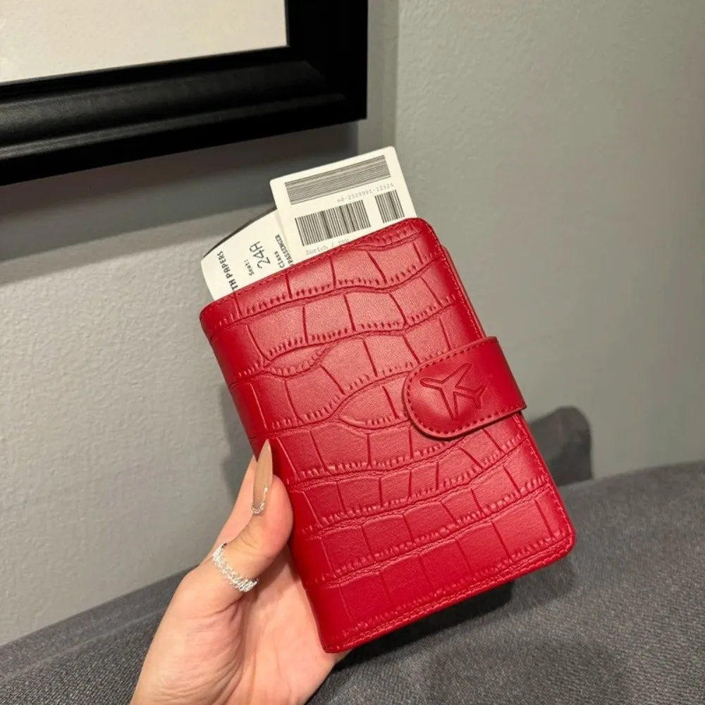 حامل جواز سفر متعدد الوظائف بلون سادة مضاد للسرقة من البولي يوريثان، حافظة جواز سفر لتخزين المستندات، حامل بطاقة ائتمان رفيع للغاية #1