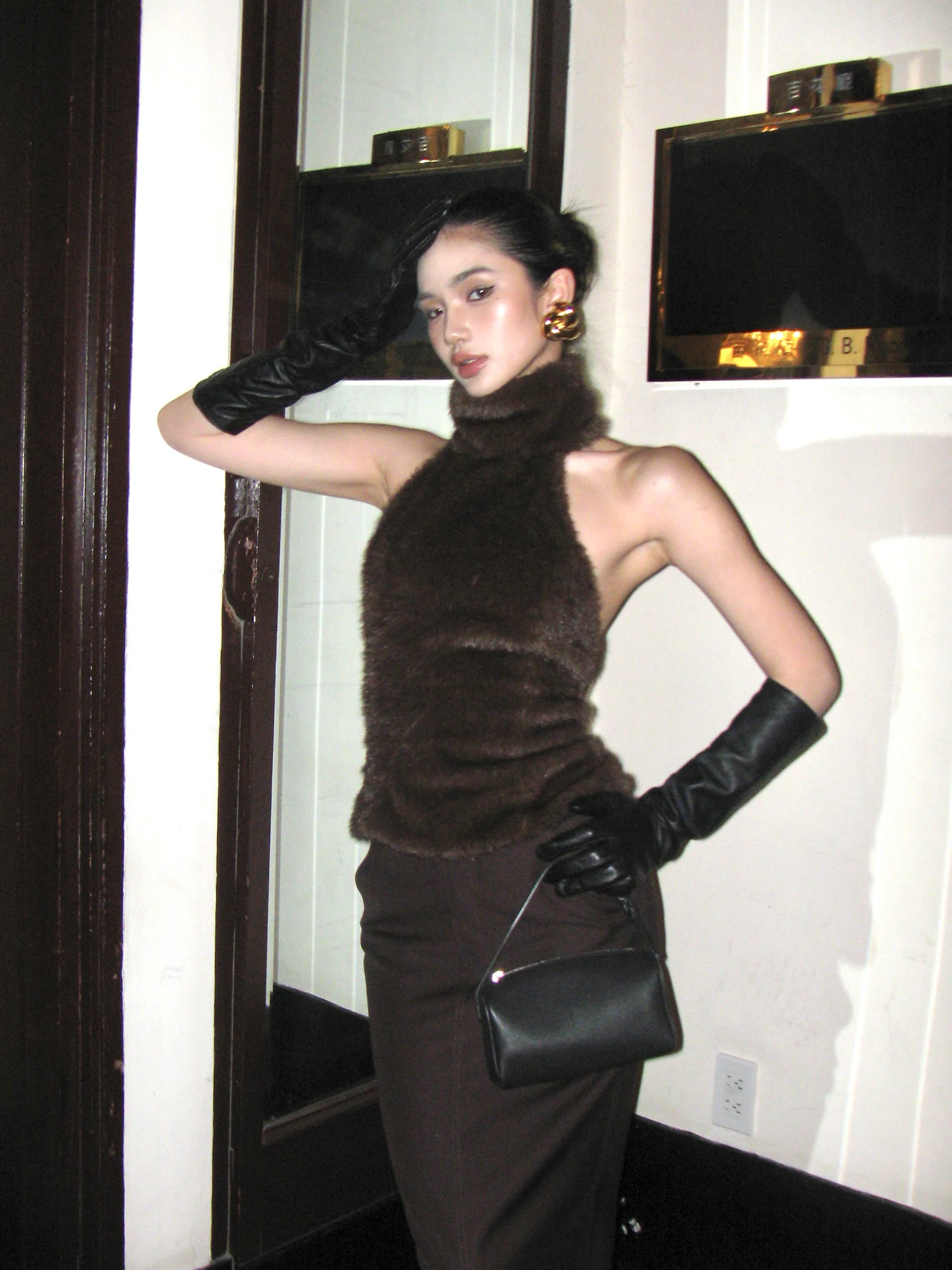 

Rovente Chic High Collar Svel Thiened Warm Faux Fur Vest Outerwear for Women in Autumn And Winter Ele ort Sle