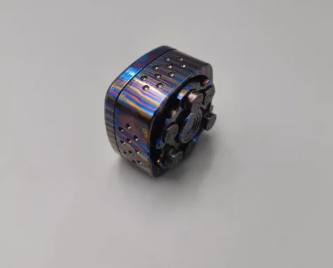 Ziroom Horse Stealing Sister Life and Death Game Four way Rotating Pushing Card EDC Decompression Toy