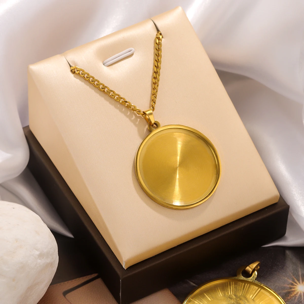 5pcs Burnish Stainless Steel Blank Cabochon Base Setting Charms Pendant PVD 18K Gold 20 25 30 40mm  Jewelry Making Supplies