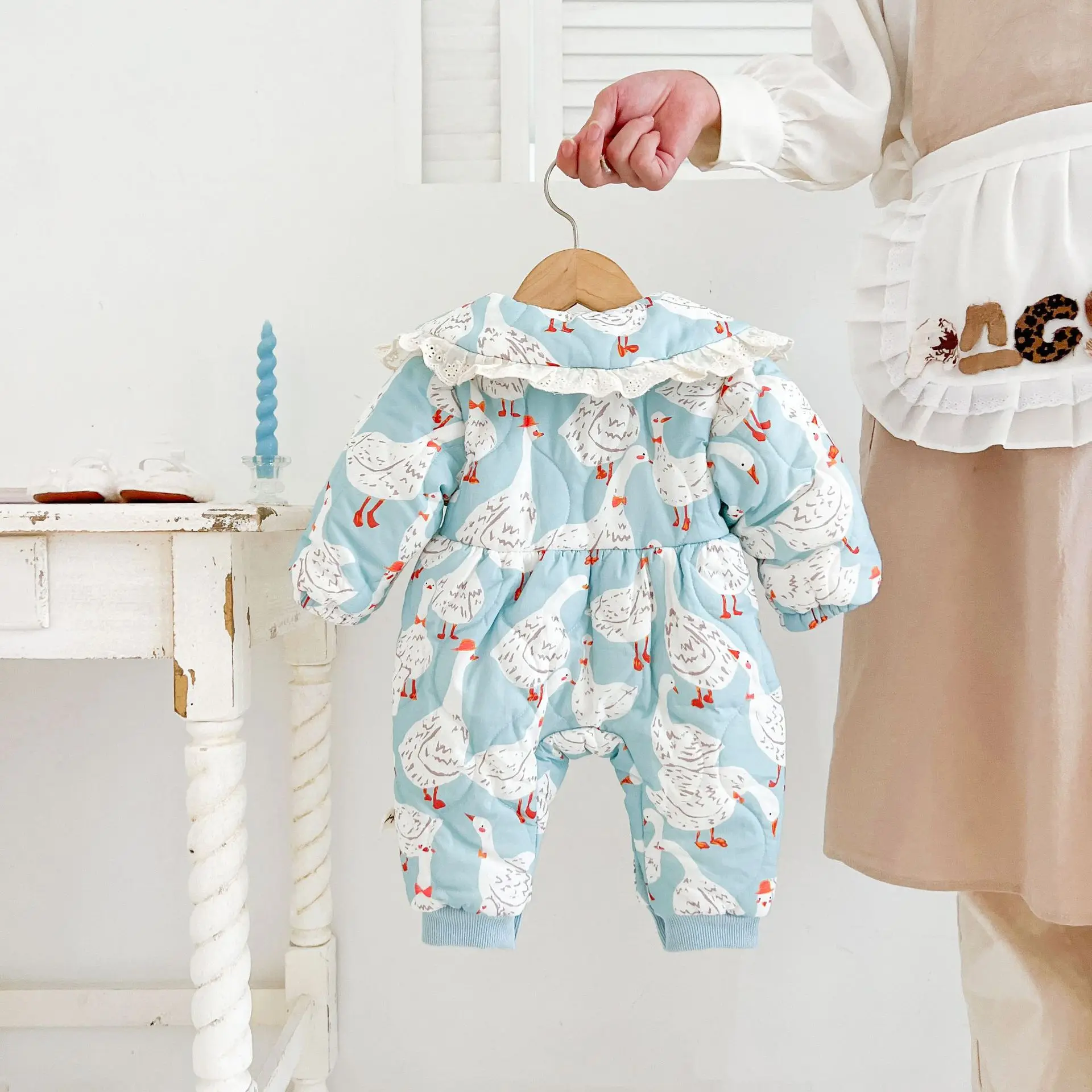 2024 Winter Newborn Baby Thickened Jumpsuit Female Baby 0-2 Years Old Going Out and Onepiece Fashion Baby Clothing