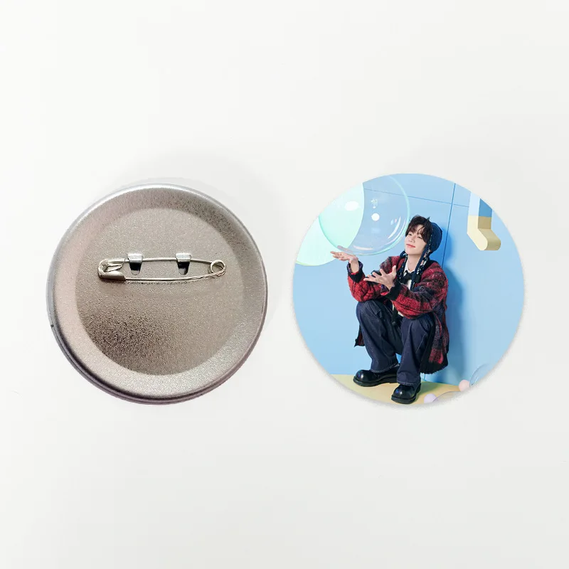 6CM KPOP ZEROBASEONE New Album PREZENT 2 Tinplate Badge High Quality INS Style ZB1 Clothing Decoration GYUVIN YUJIN HANBIN Gifts