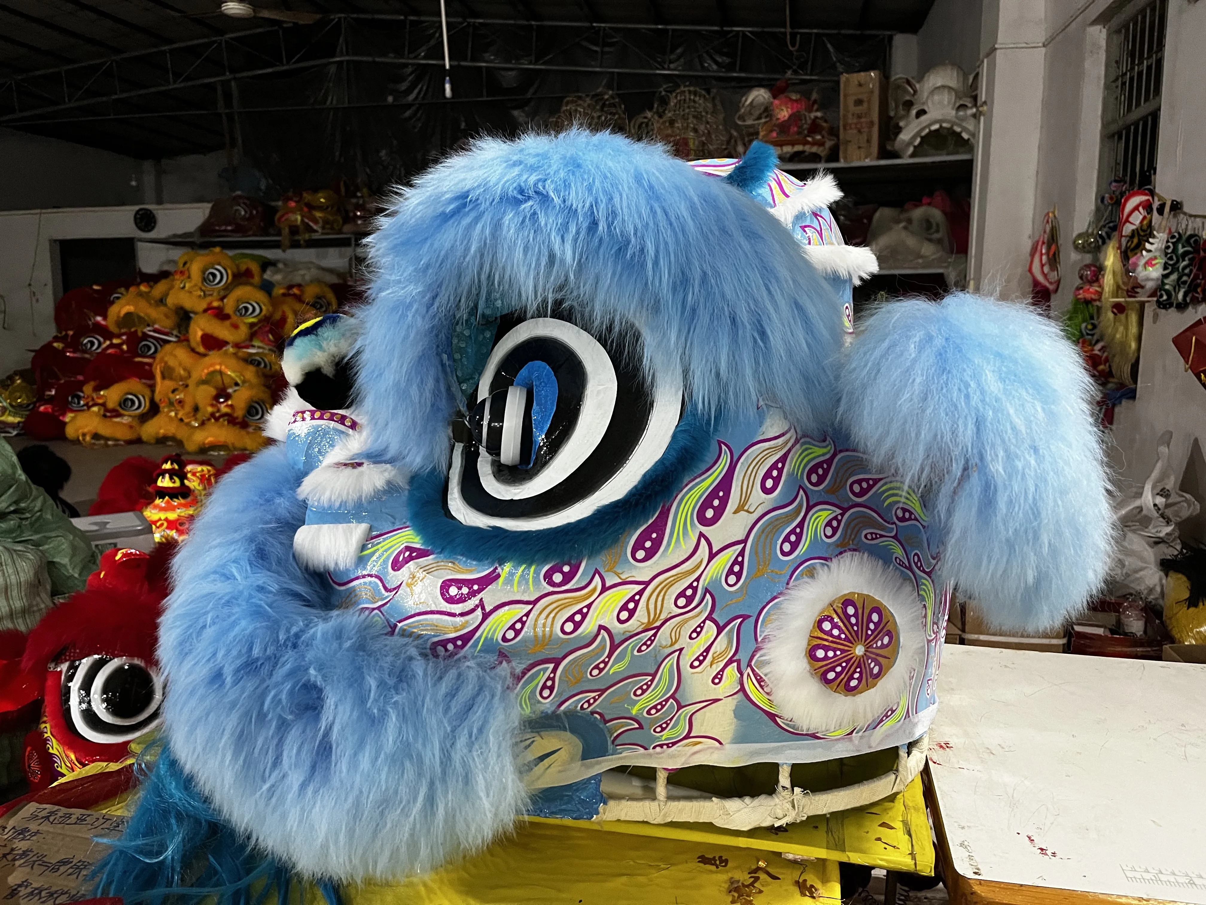 Hot Hand Craft Chinese Lion Dance Normal Size China Two People Adult Lion Dance Costume Custom Dancing Lion