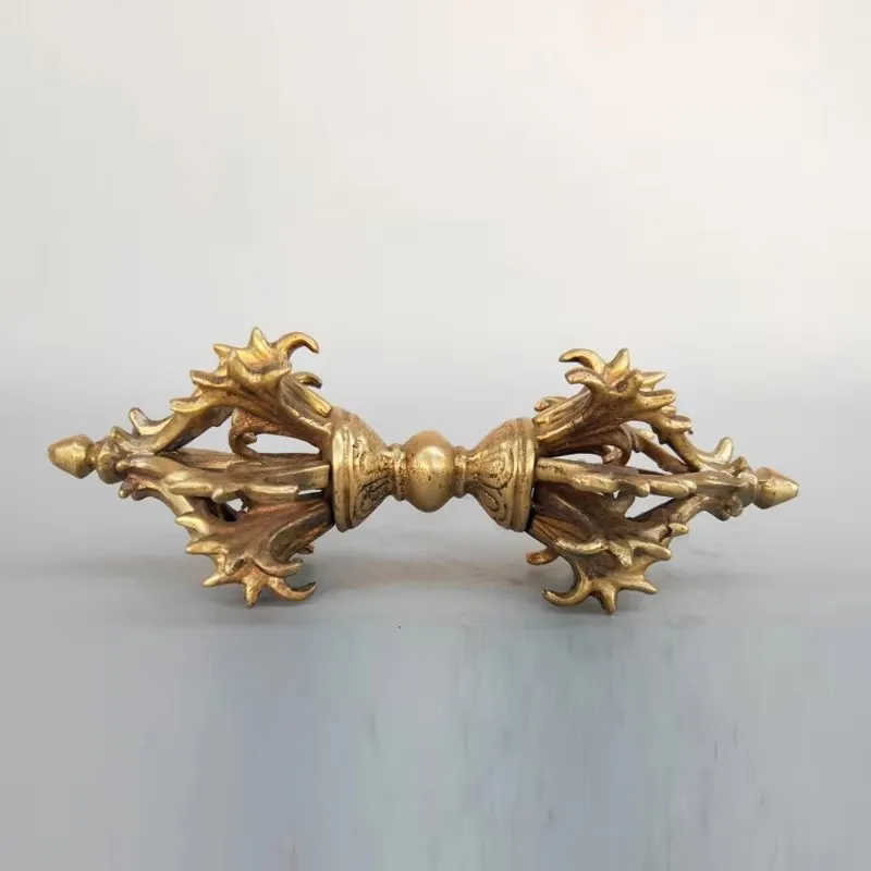 

Изысканный китайский латунный буддизм, ваджрийный пестик, инструмент для экзорцизма, судно для дхарма