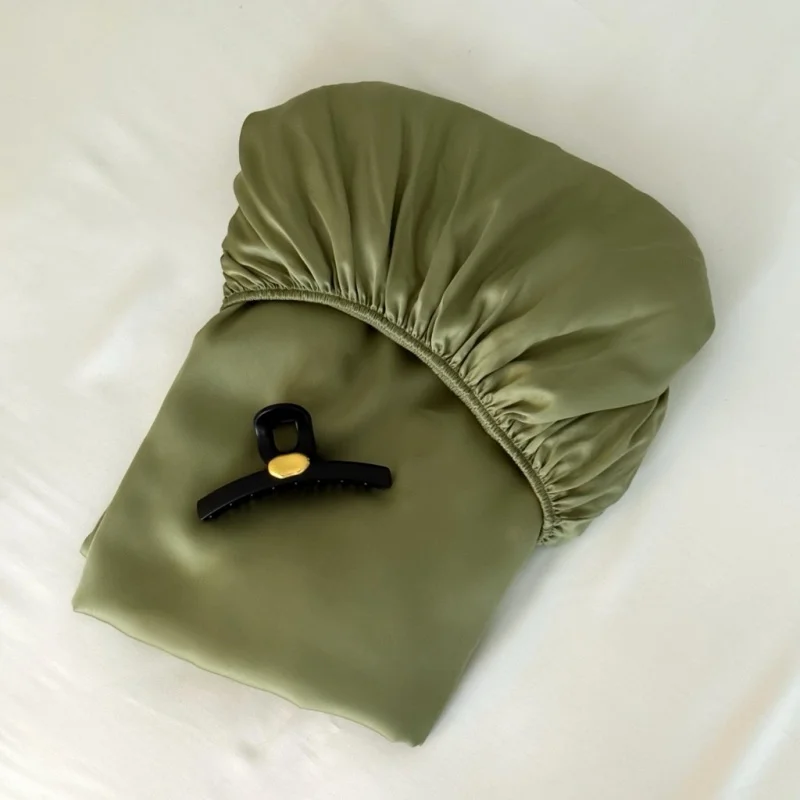 1pc Green Fitted Sheet Summer Cool Feeling Lyocell Bamboo Fiber Mattress Cover with Deep Pocket Silky Home Bed Linens 193*203cm