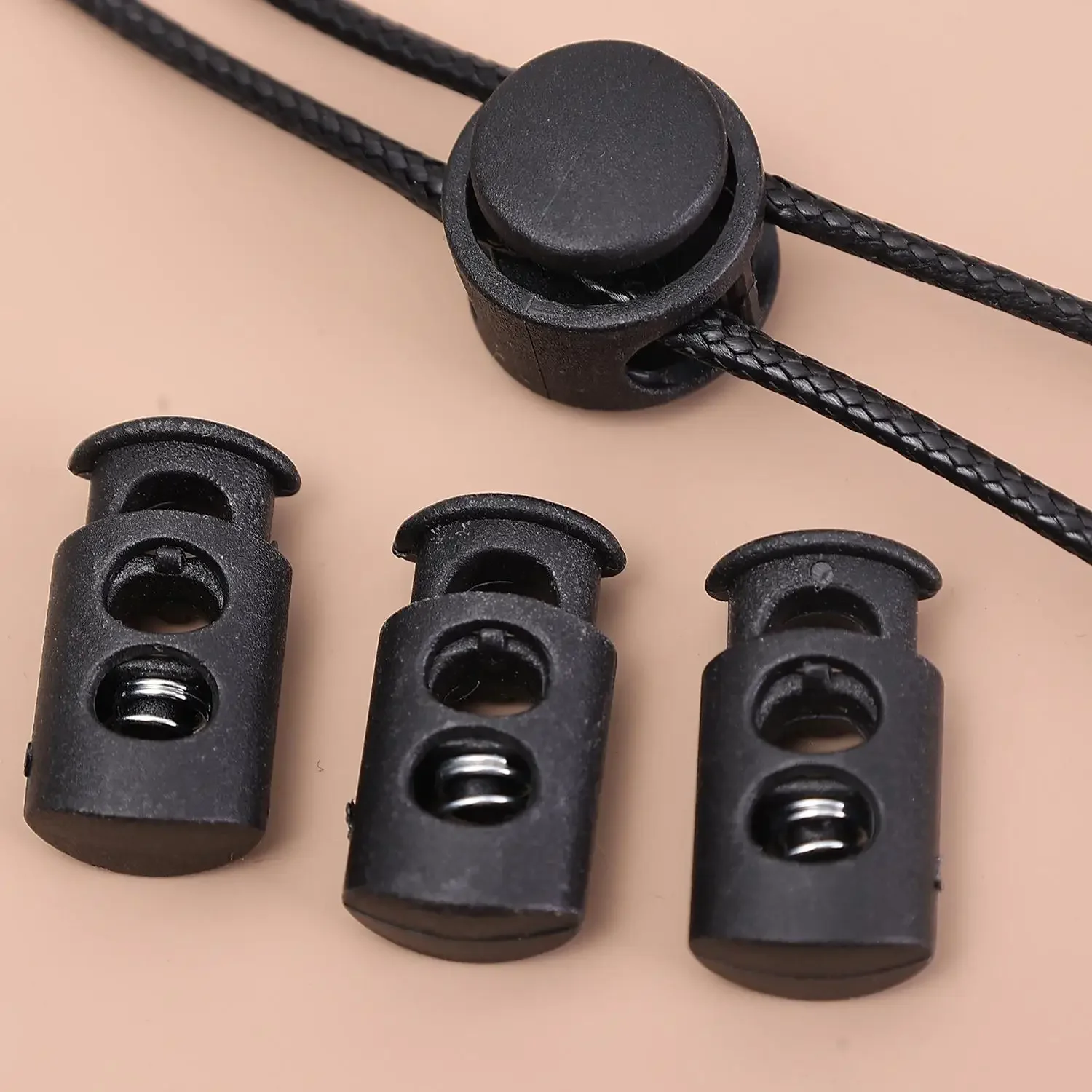 Ein-/Doppelloch-Kordelstopper aus Kunststoff, Schwarz, Kordelenden, Schnallenknöpfe für Schnürsenkel, Hüte, Sportbekleidung, Taschenzubehör – Detail 7