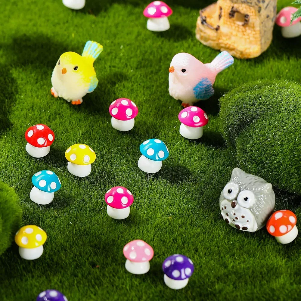 100Pcs Tiny Mushrooms Mini Figurines Colorful Indoor Outdoor Mushroom Statue Decor for Garden Landscape Bonsai Craft Ornament