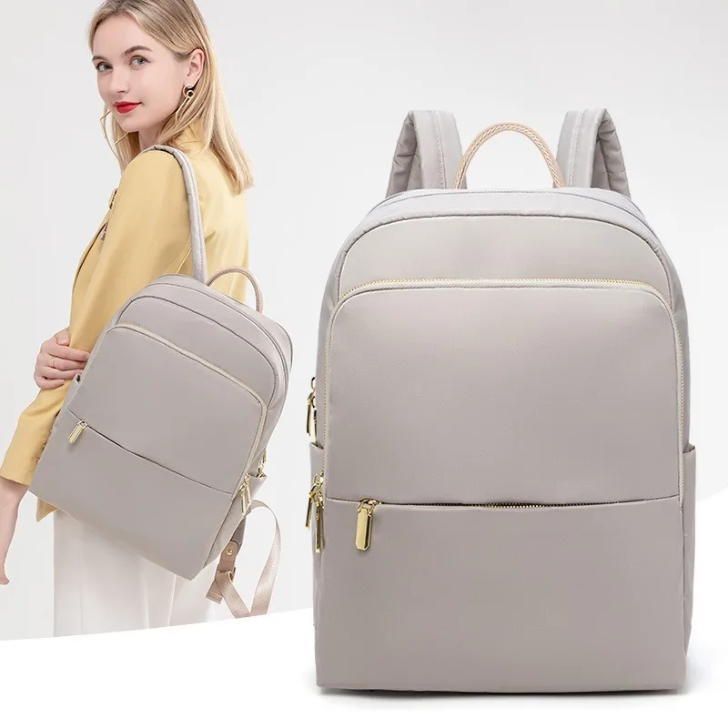 

Travel boarding backpack with large capacity, lightweight, casual backpack for women, lightweight commuting laptop backpack