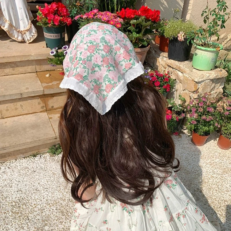 

Sweet Spring Floral Mori Girl Photo Travel Triangle Towel Lace Love Edge Decoration Tie Headband Bandana Homme Cotton Scarf