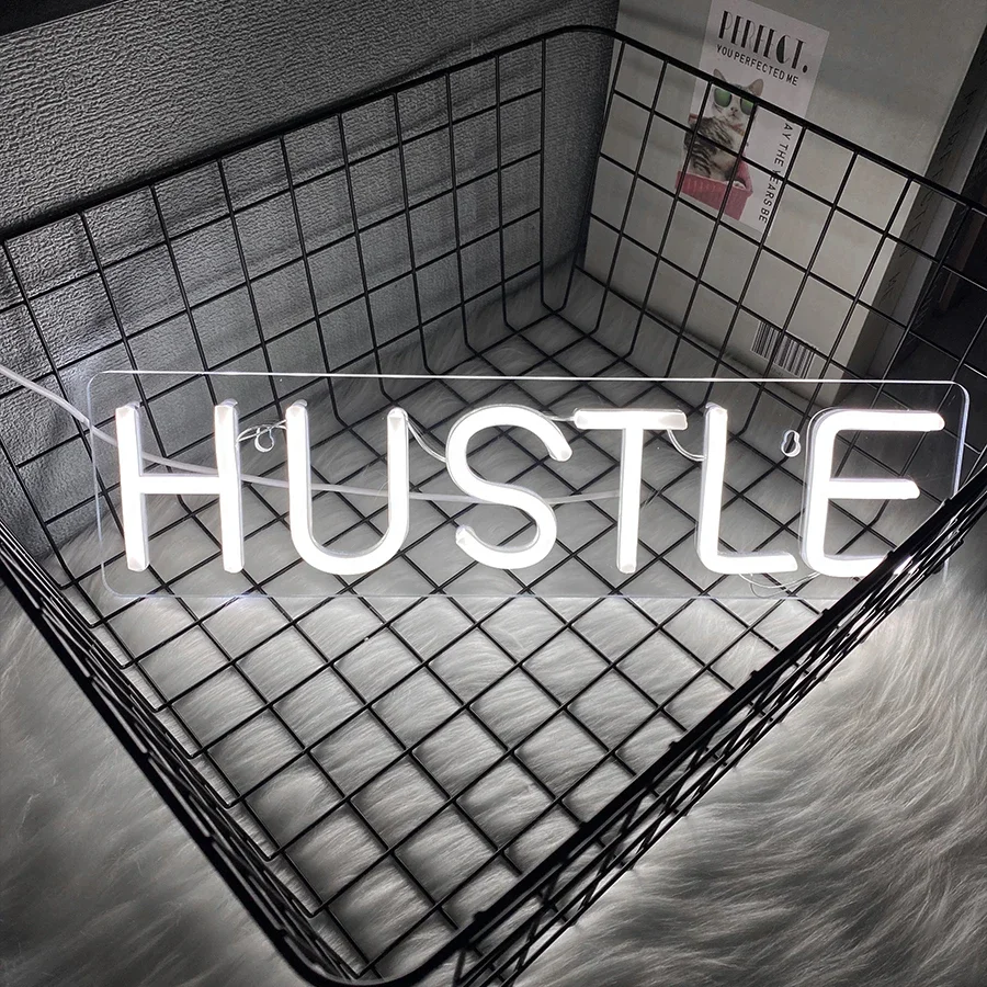 

Белая светодиодная лампа с буквенным питанием от USB с переключателем, неоновая вывеска Hustle, используется для комнаты, офиса, бара, игровой комнаты, декора магазина, легко повесить