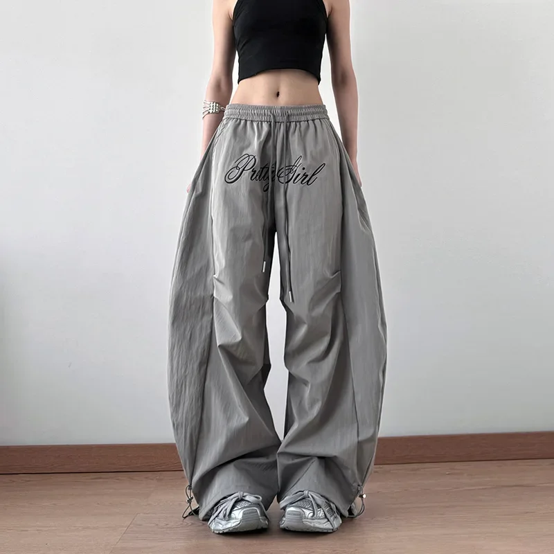 

Gray Embroidered Alphabet Pleated Paratrooper Cargo Pants For Women Spring 2025 Loose New Wide-Leg Bent Knife Long Pants