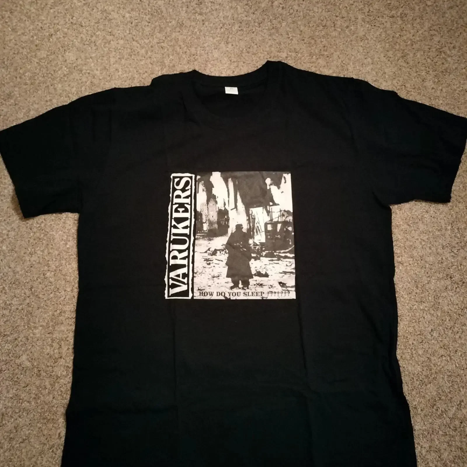 VARUKERS T SHIRT GRÖSSE XL NEU DISCHARGE THE CASUALTIES vintage Washed Unisex Stretched Slightly designer clothes Comfortable