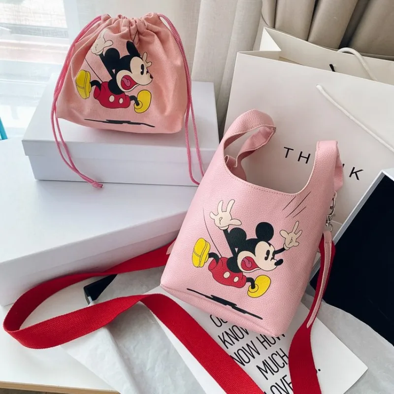 Disney Cartoon Mickey Handbag Girls 2024 New Niche Bucket Bag Commuting Versatile Shoulder Crossbody Bag Cartoon Women\'s Bag