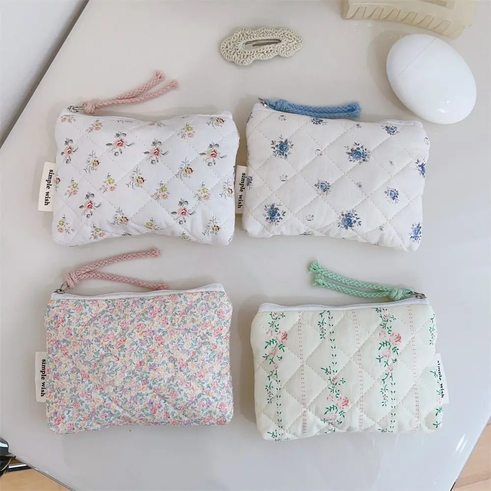 Langlebige Baumwoll-Kosmetiktasche mit Blumenmuster Reißverschluss-Lippenstifttasche Multifunktionale Kosmetiktasche