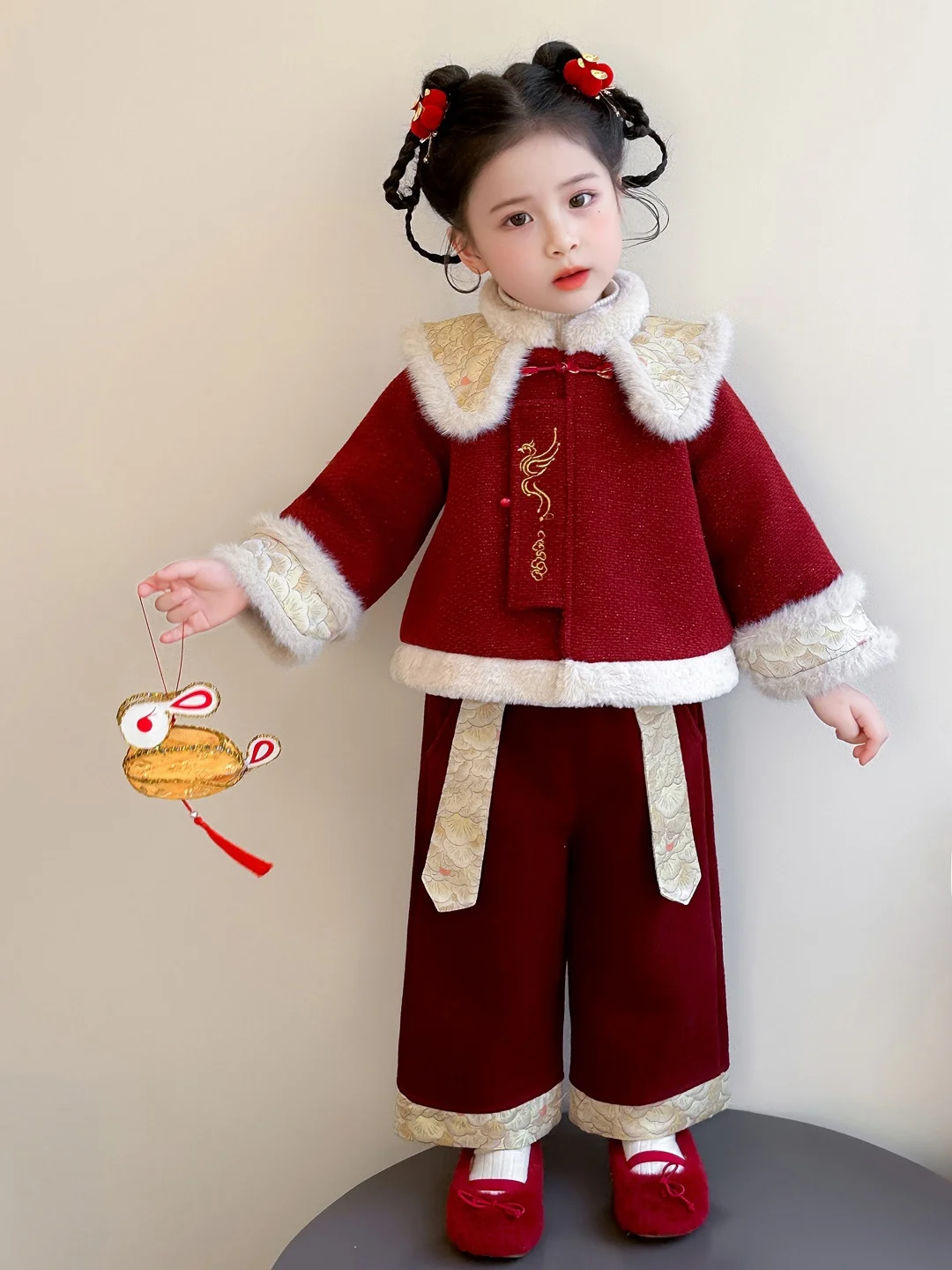 

Новинка 2026, детский китайский новогодний костюм для посетителей, ансамбль на подкладке Hanfu Fce для девочек, праздничная одежда для малышей