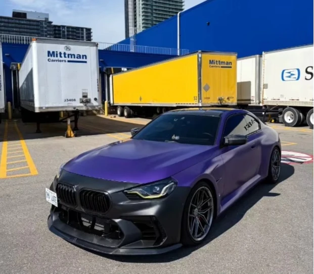 高品質PP素材ADスタイルフロントバンパー、ドライカーボンファイバーフロントリップグリル、フロントバンパーベント、M2 G87ボディキット用