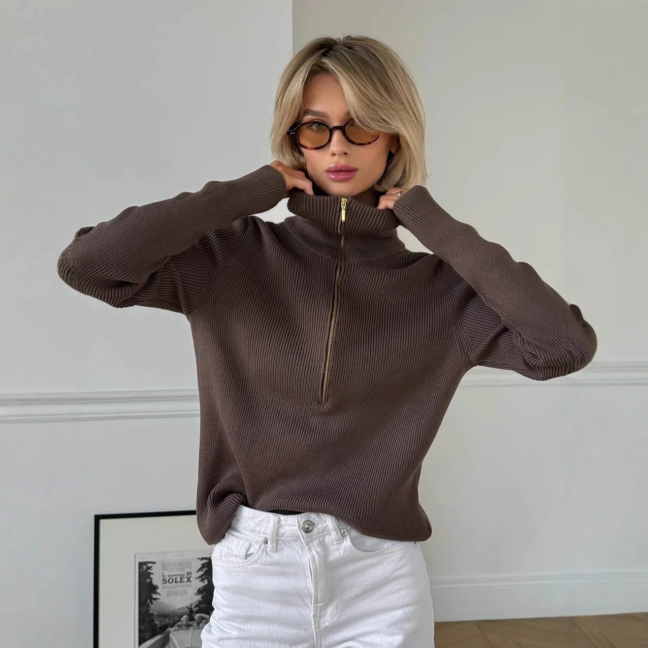 

2025 New Fashion Zipper Semi-slim Long-sleeved Sweatshirt Women Autumn Casual Retro Solid Color Lapel Knitted Top For Women