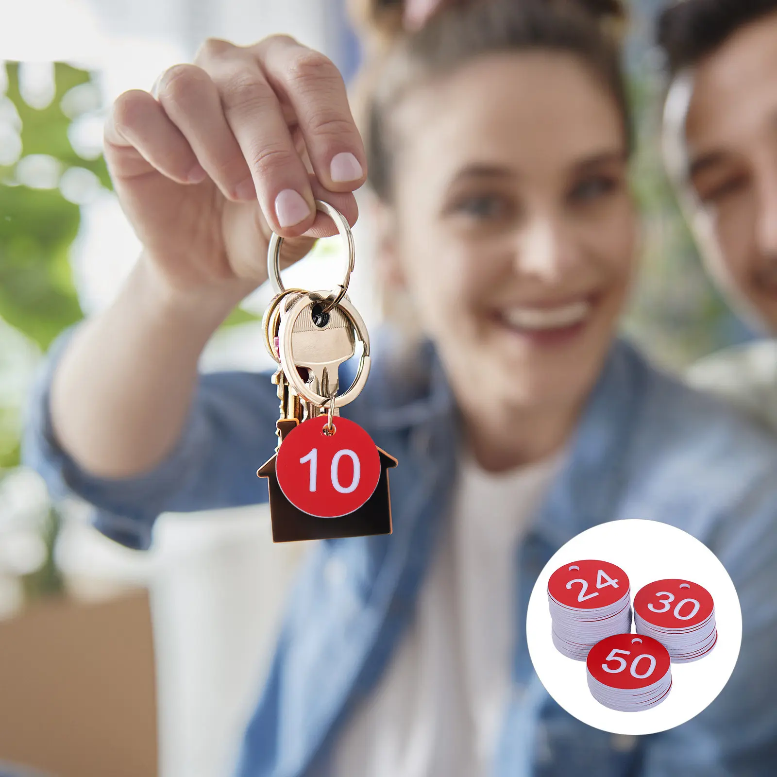 

50 шт. номерных бирок от 1 до 50: круглые красные пластиковые бирки для ключей с гравировкой номеров, идентификационные бирки для ключей от дома, офиса, гаража, общежития, шкафчиков.