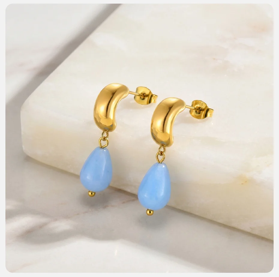 Vnox Boho Naturstein-Wassertropfen-Ohrringe für Damen, vergoldet, C-Form, Aquamarin-Chalcedon-Ohrringe, Sommer-Strandschmuck – Detail 5